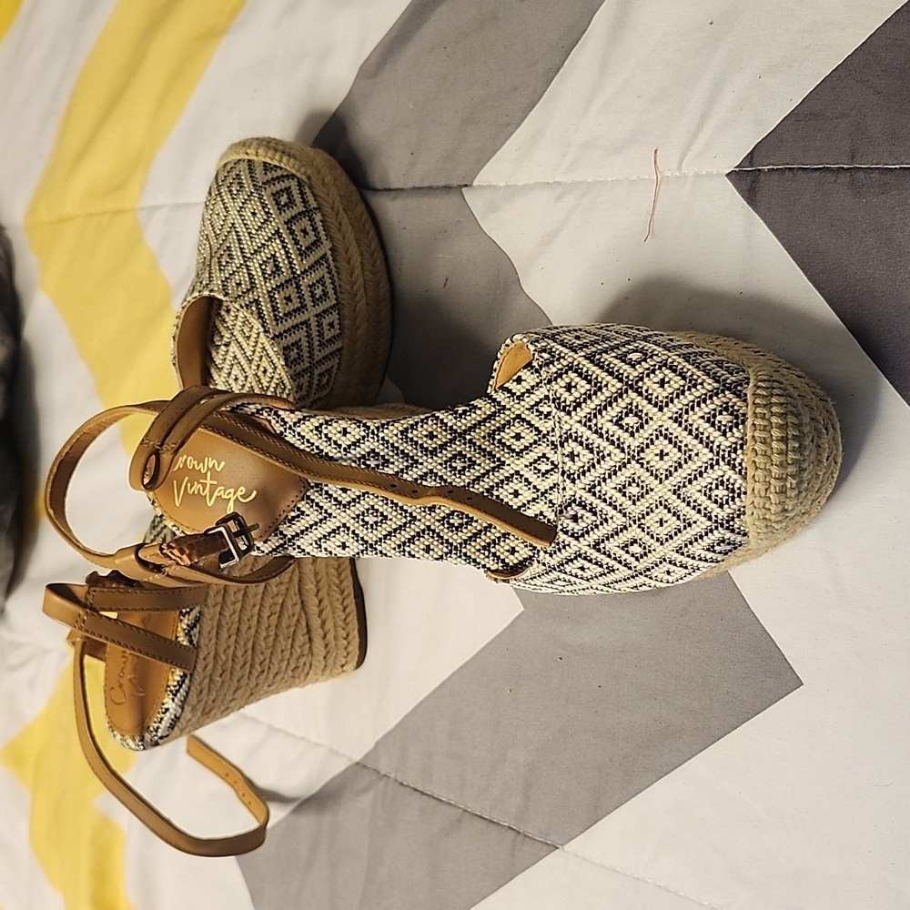 Woman espadrilles size 7